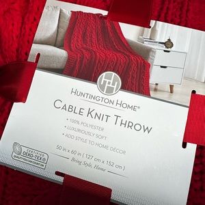 Huntington Home Cable Knit